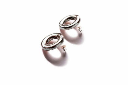 shiny ceramic circle earrings circle m clayometry