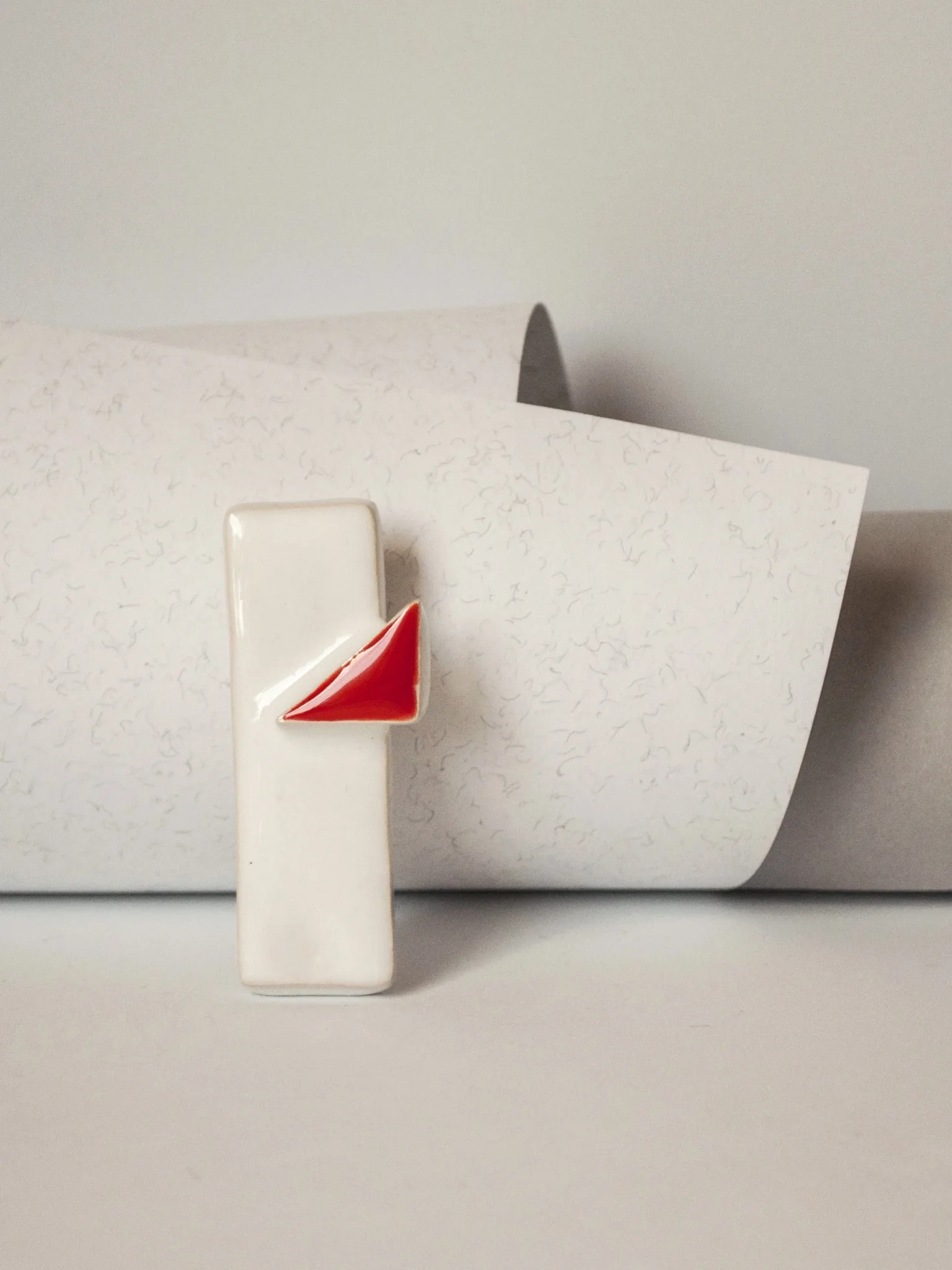 Sagė – Red Friend - Image 2