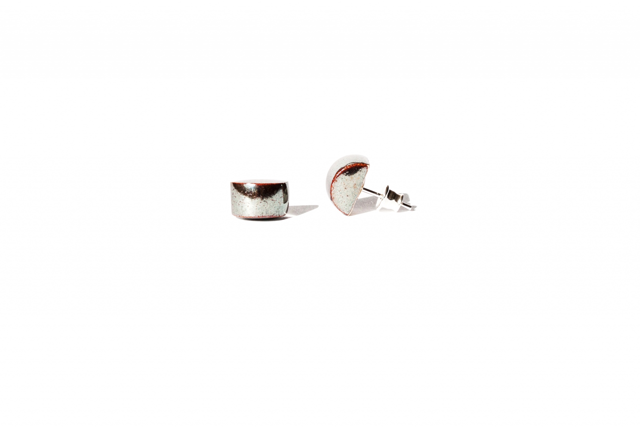 minimal shiny ceramic earrings boat clayometry
